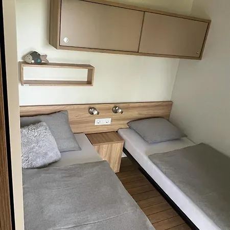 Kemping Total Escape Mobile Roza Camp Porton Biondi Rovinj